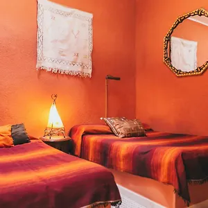 el-riad-andaluz.hotelsinnerja.org/